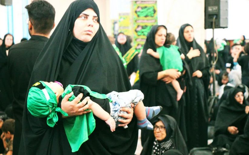 گزارش تصویری|نوای سوزناک لالایی مادران رفسنجانی در سوگ شهید شش ماهه کربلا
